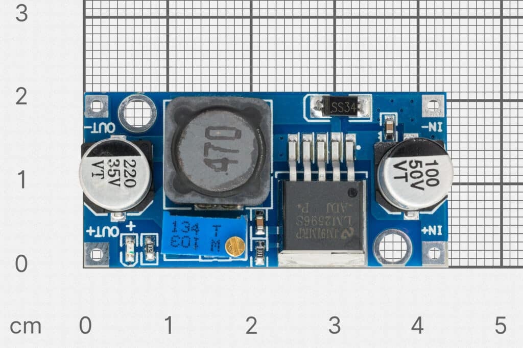 Step-down module with LM2596S-Actuators