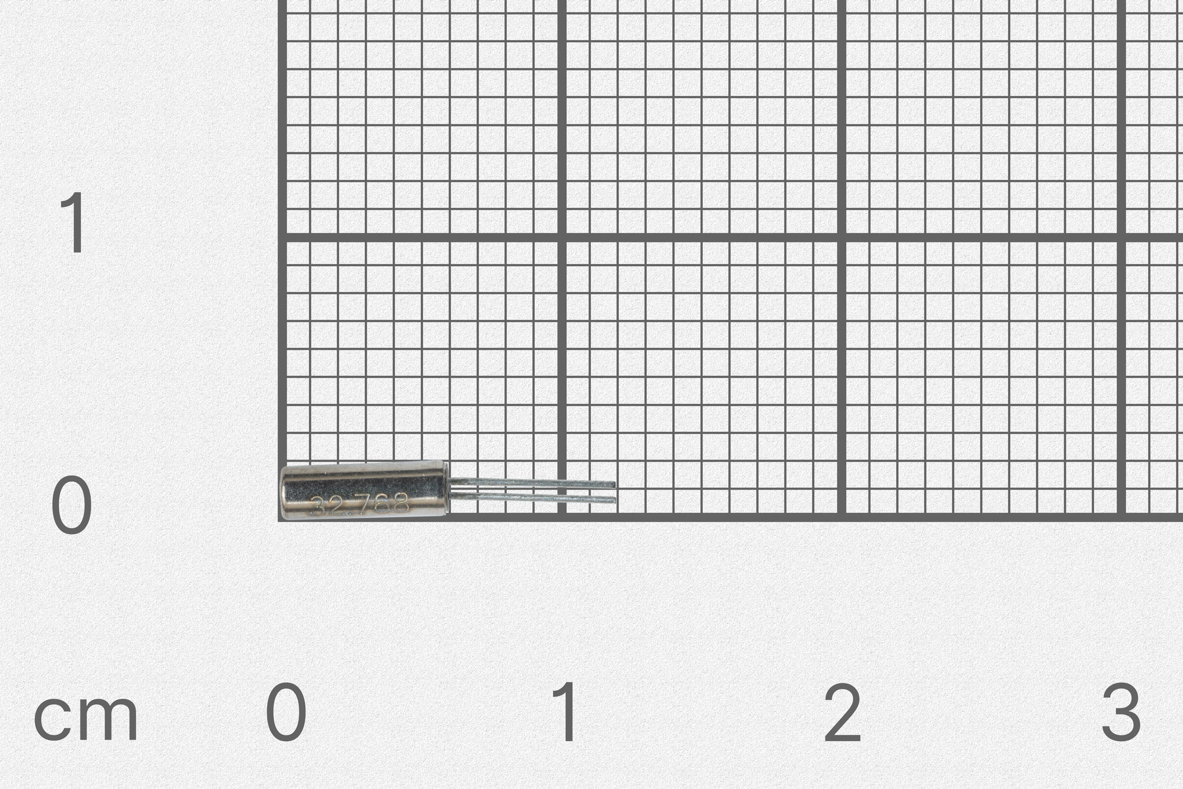 Crystal THT 32.768kHz