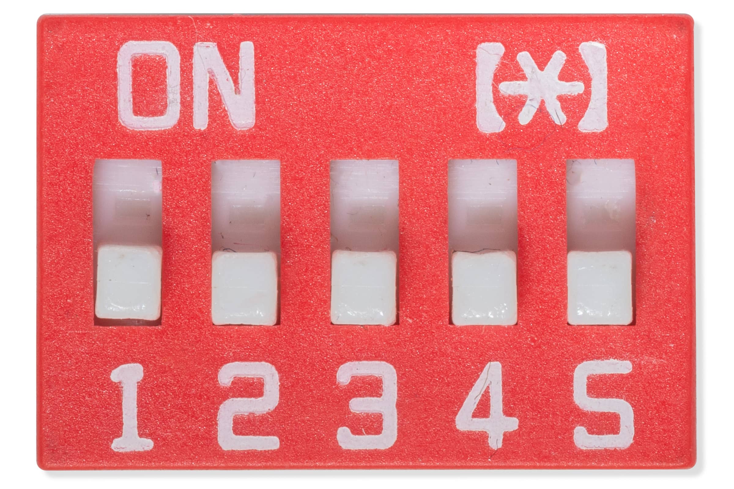 [UMIROVLJEN] DIP prekidač 5 pozicija