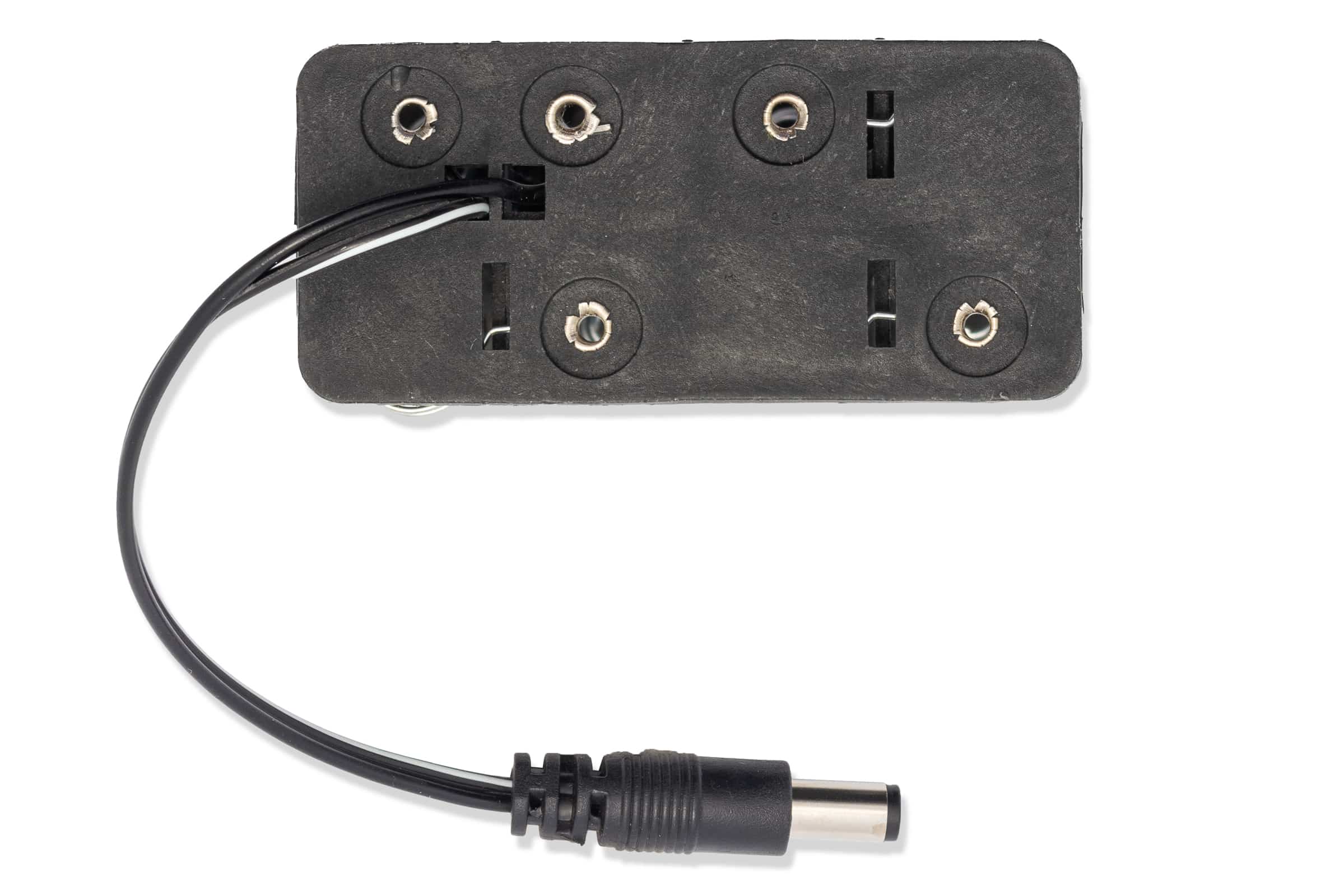 8xAA battery holder with DC connector-Batteries