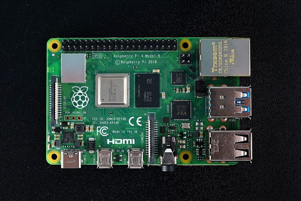 Raspberry Pi 4 B 4GB-Boards & Kits