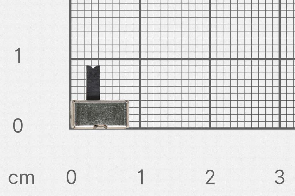 SPDT THT switch angular