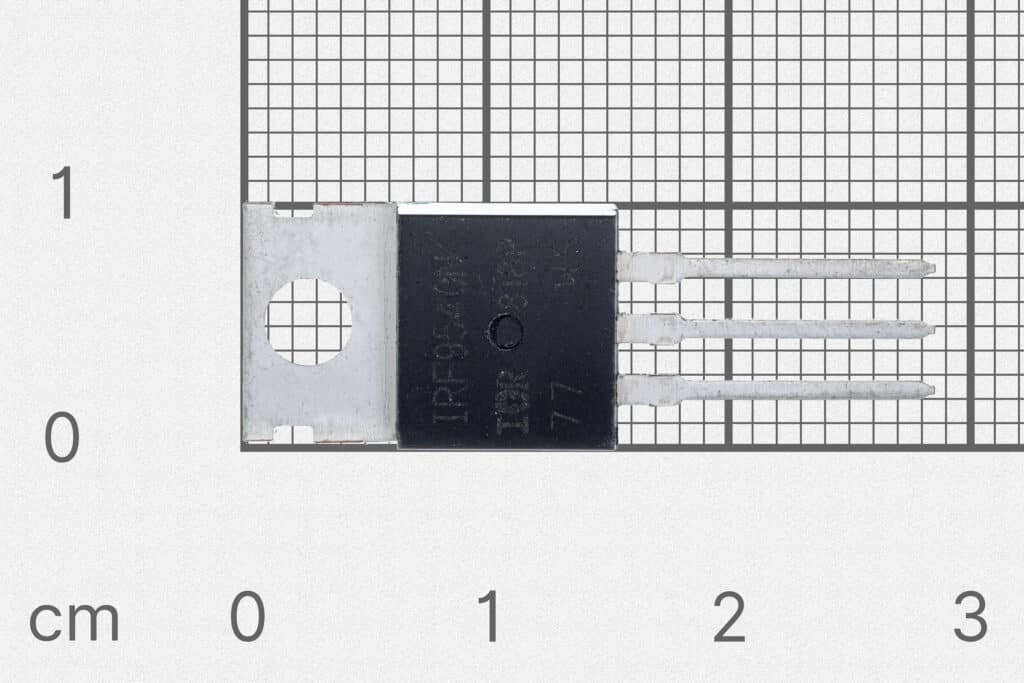 Generic P-channel MOSFET TO-220-Components