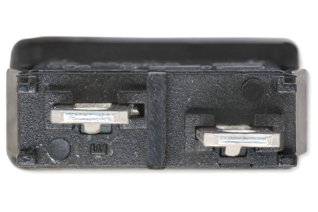 SPST Panel Prekidač 24x21mm-Komponente