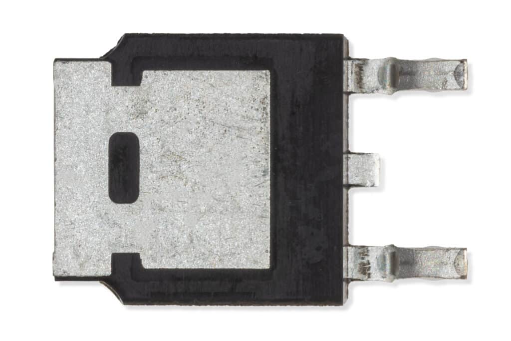 Generic P-channel MOSFET DPAK-Components