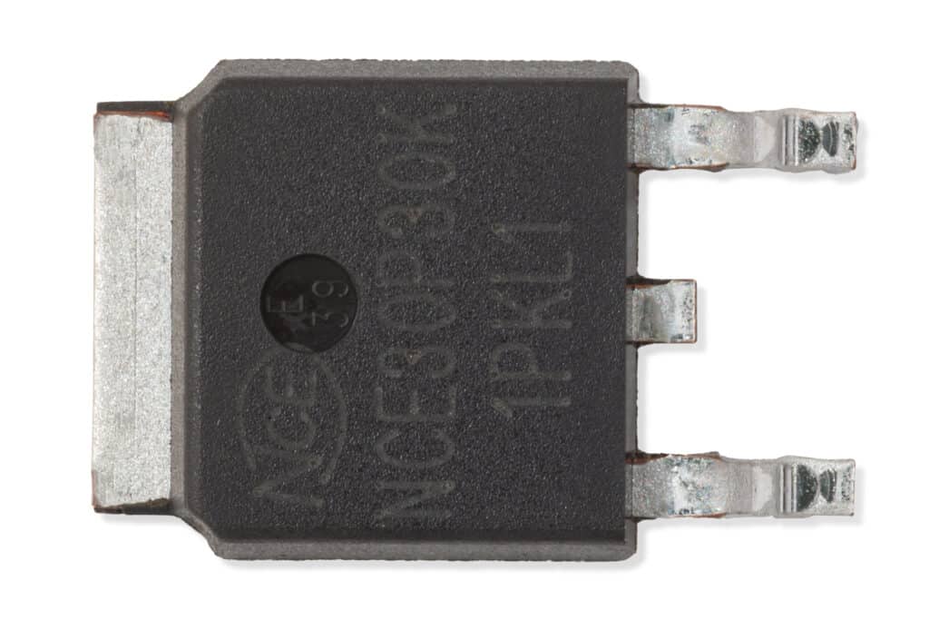 Generic P-channel MOSFET DPAK-Components