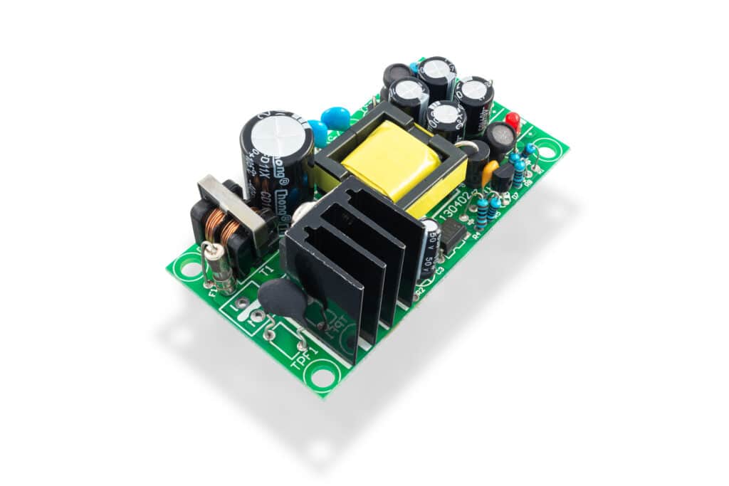 Napajanje 12V 1A 12W, 5V 1A 5W-Baterije & Napajanja