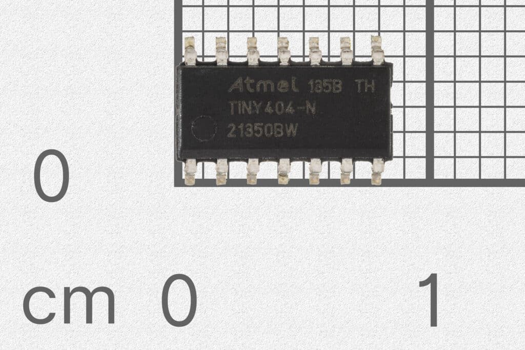 IC SOIC-14 ATTiny404-Komponente