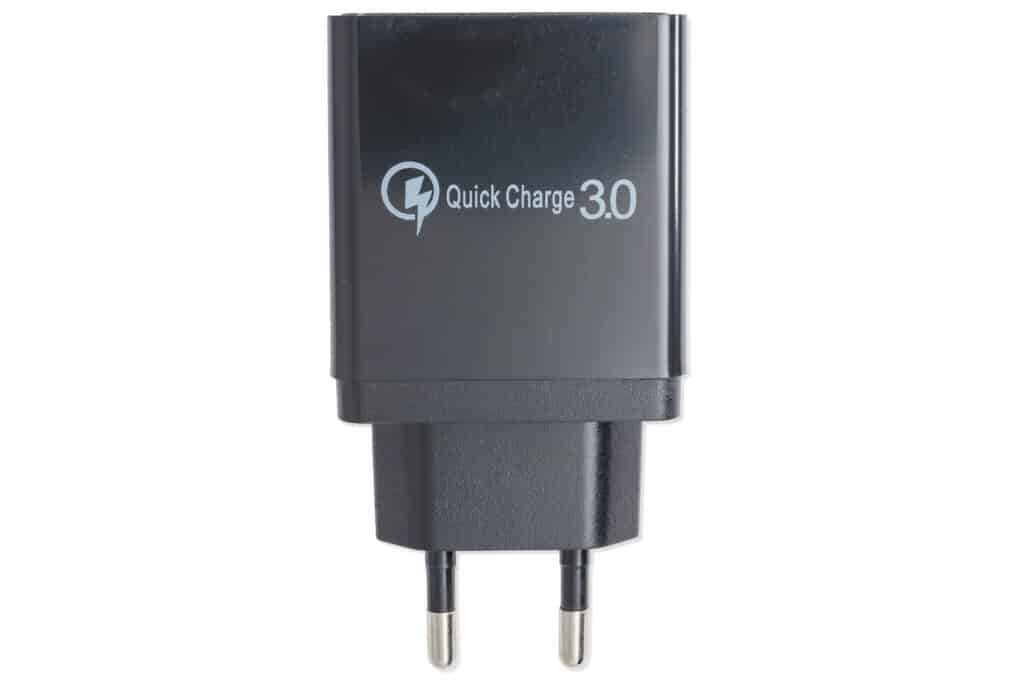 USB Ladegerät mit 4 Outputs